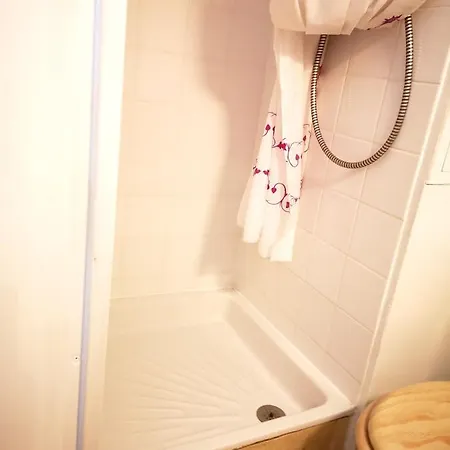 Appartement Studio A A 500 M Des Pistes Avec Terrasse Amenagee *